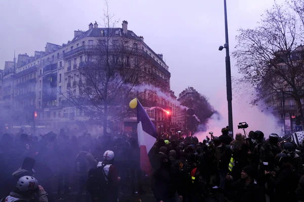 Manifestants Conflit Avec Police Émeute Française Lors Une Manifestation Contre — Photo