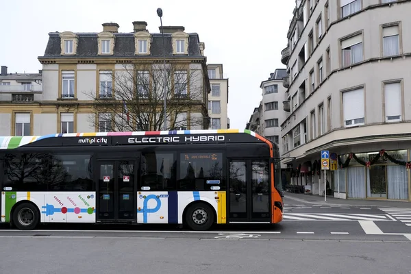 Ônibus Transporte Público Rua Principal Cidade Luxemburgo Janeiro 2020 — Fotografia de Stock
