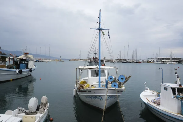 Fish Boats Port Piraeus Greece Jan 2020 — Stock Photo, Image