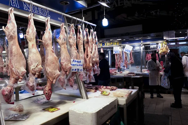 Carniceros Consumidores Dentro Mercado Público Atenas Grecia Diciembre 2019 — Foto de Stock