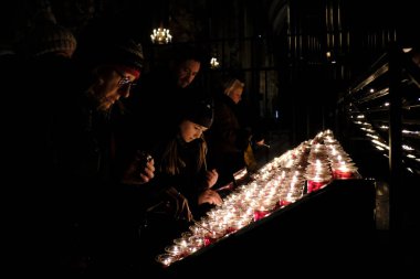Avusturya, Viyana 'daki St. Stephen Katedrali' nin 22 Aralık 2019 tarihli iç manzarası.