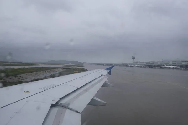 Avion Survole Les Nuages Depuis Fenêtre Avion Athènes Grèce Janvier — Photo