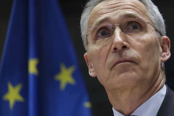 Sekretarz Generalny Nato, pan Jens Stoltenberg przemawia do Europy — Zdjęcie stockowe