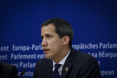 Venezuela muhalefet lideri Juan Guaido, 22 Ocak 2020 'de Brüksel, Belçika' daki Avrupa Parlamentosu 'nda düzenlediği basın toplantısında konuştu..