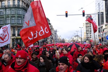 Güçlendirilmiş ve adil bir şekilde finanse edilen toplumlar için ulusal gösteri