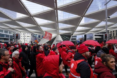 Güçlendirilmiş ve adil bir şekilde finanse edilen toplumlar için ulusal gösteri
