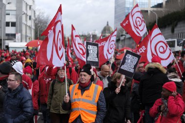 Güçlendirilmiş ve adil bir şekilde finanse edilen toplumlar için ulusal gösteri