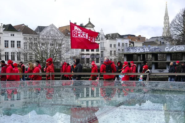 Nationale Demonstration für verstärkte und gerecht finanzierte soziale Rechte — Stockfoto