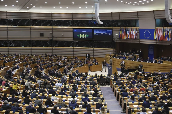 Az Európai Parlament Brexit-ről szóló plenáris ülése — Stock Fotó