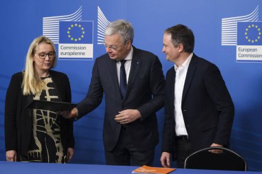 Brüksel, Belçika. 30 Ocak 2020. Genel Sekreter Marie Even 'ın basın noktası ve Allegro ve C-Discount tarafından imzalanmış bir tüketici taahhüdü..