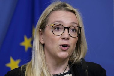 Brüksel, Belçika. 30 Ocak 2020. Genel Sekreter Marie Even 'ın basın noktası ve Allegro ve C-Discount tarafından imzalanmış bir tüketici taahhüdü..