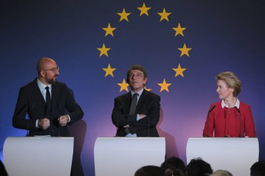 Avrupa Konseyi Başkanı Charles Michel, Eu Parlamentosu Başkanı David Sassoli ve Eu Komisyonu Başkanı Ursula von der Leyen 31 Ocak 2020 'de Brüksel, Belçika' da Avrupa 'nın geleceği hakkında bir konuşma yaptılar..