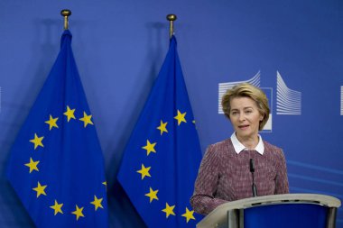 Brüksel, Belçika. 19 Şubat 2020. Avrupa Komisyonu Başkanı Ursula von der Leyen, Yapay Zeka konulu basın toplantısında (Ai).   