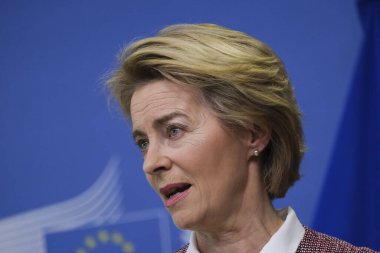 Brüksel, Belçika. 19 Şubat 2020. Avrupa Komisyonu Başkanı Ursula von der Leyen, Yapay Zeka konulu basın toplantısında (Ai).   