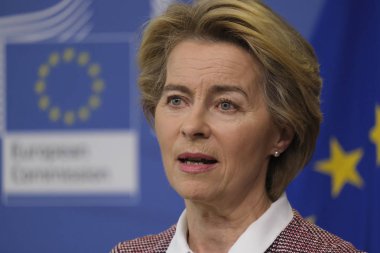 Brüksel, Belçika. 19 Şubat 2020. Avrupa Komisyonu Başkanı Ursula von der Leyen, Yapay Zeka konulu basın toplantısında (Ai).   