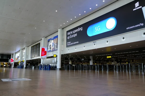 Eine Werbetafel Zeigt Ein Logo Internationalen Flughafen Zaventem Belgien Mai — Stockfoto