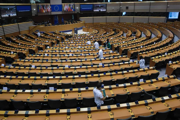 Higiéniai Személyzet Tagjai Európai Parlament 2020 Május Brüsszeli Plenáris Ülésére — Stock Fotó
