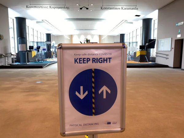 Obrázek Ukazuje Znamení Bezpečnostních Opatření Pro Pandemii Covid Evropském Parlamentu — Stock fotografie