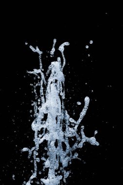 Saf su musluğu yenilenebilir sürdürülebilir temiz en enerji 7