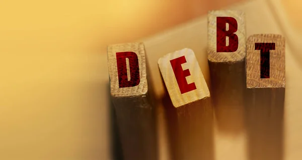 Palabra Debt Hecha Con Bloques Madera Responsabilidad Rentable Concepto Negocio —  Fotos de Stock
