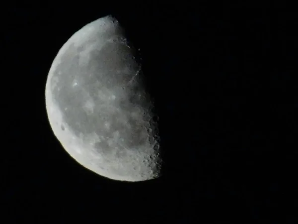 Félhold Szürke Hold Fekete Éjszakai Égbolton — Stock Fotó