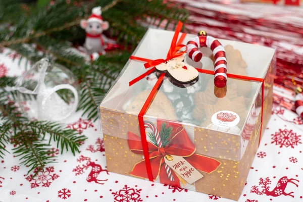 Weihnachtsverpackung Mit Plätzchen Einer Schönen Schachtel — Stockfoto