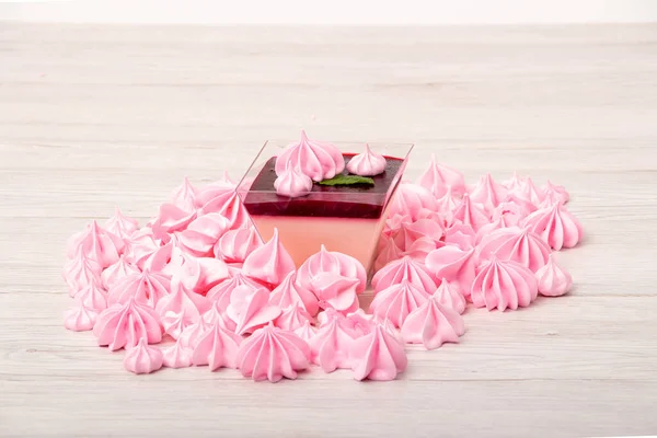 Panacota Růžovém Šálku Marshmallows — Stock fotografie