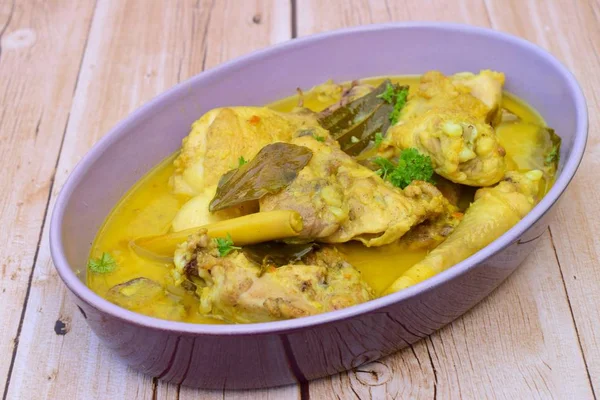 Opor Ayam, indonesiska köket — Stockfoto