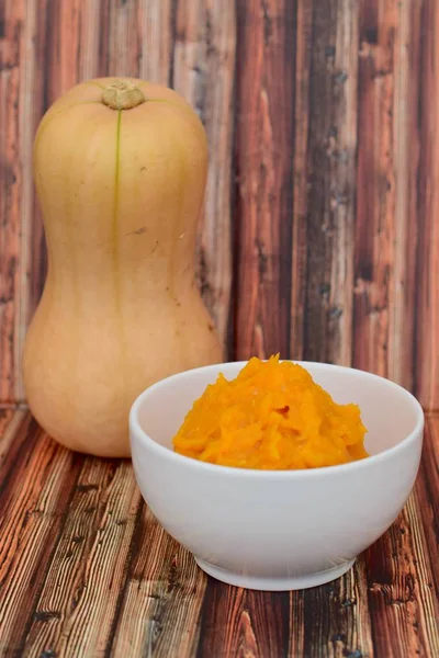 bir kase kabak püresi