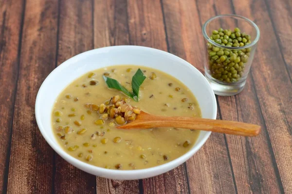 Bubur kacang hijau, mung fasulye lapası, Endonezya gıda