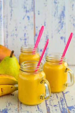 Mango Muz Armut Smoothie