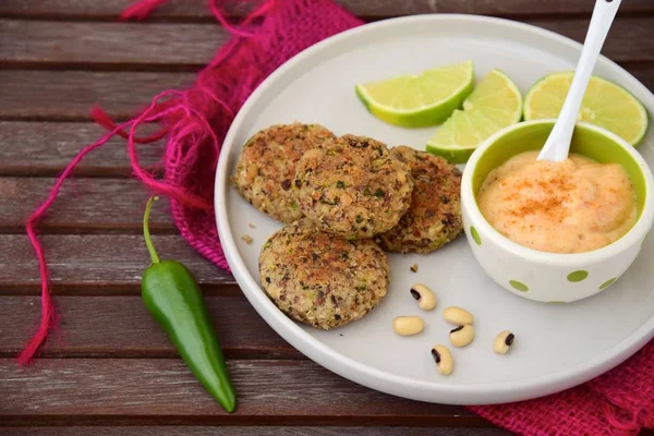 Fekete Szemű Bab Jalapeo Fokhagymás Burger Patties Vegán Chili Majonéz — Stock Fotó