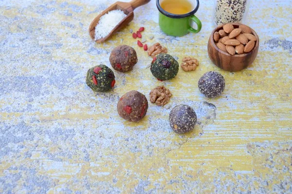 Homemade Healthy Raw Vegan Assorted Energy Balls Seeds Nuts — Stock Photo, Image