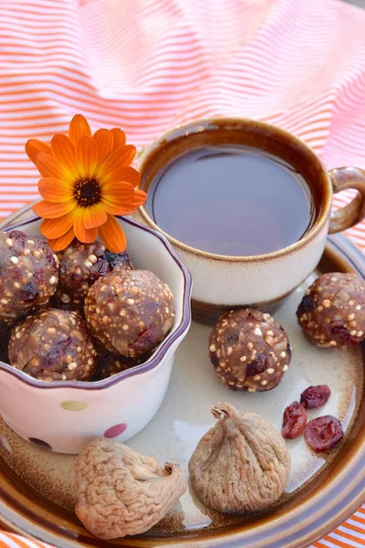 Fig Cranberry Quinoa Energy Balls Served Coffee — Stock Photo, Image
