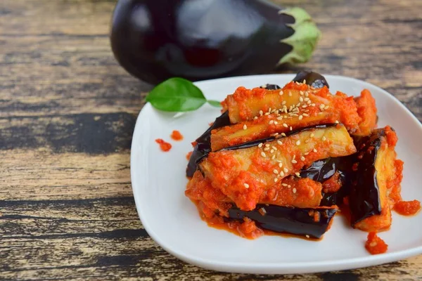 Terong Balado Indonesian Food Fried Eggplant Chili Sauce Garnish Sesame — Foto Stock