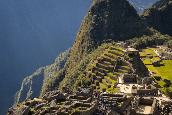 Machu Pichu harabelerinin manzarası, Peru