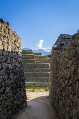 Machu Pichu harabelerinin manzarası, Peru