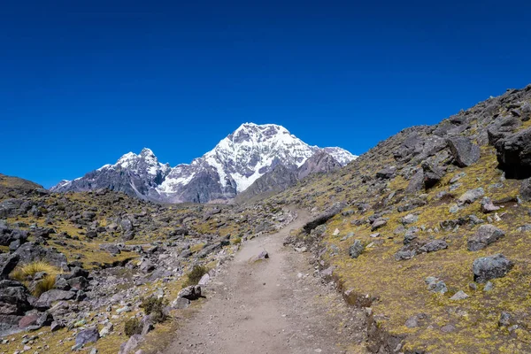 Pohled Ausangate Mountain Jeden Nejdůležitějších Peru Několik Mezer Svém Rozšíření — Stock fotografie