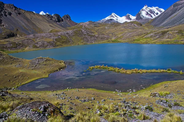 View One Ausangate Mountain Lagoon — Stock Photo, Image