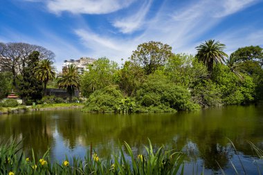 Buenos Aires, Arjantin - 10 / 19 / 2019: Yeni Ecoparque manzarası, eski Buenos Aires Hayvanat Bahçesi