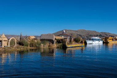 Puno, Peru 'daki Uro yerlilerinin yüzen adaları