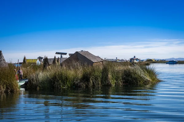 View Floating Islands Uro Natives Puno Peru — Stock Photo, Image