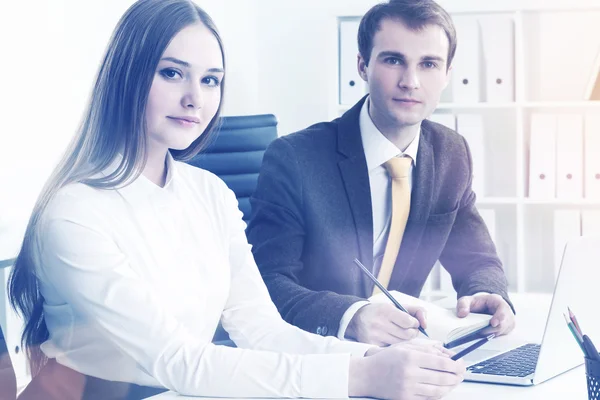 Empresários no trabalho — Fotografia de Stock