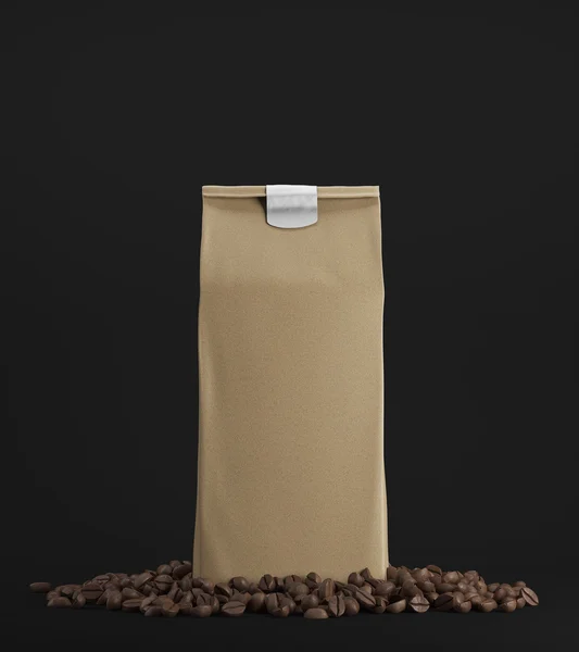 Beige Packung Kaffee vor schwarzem Hintergrund — Stockfoto