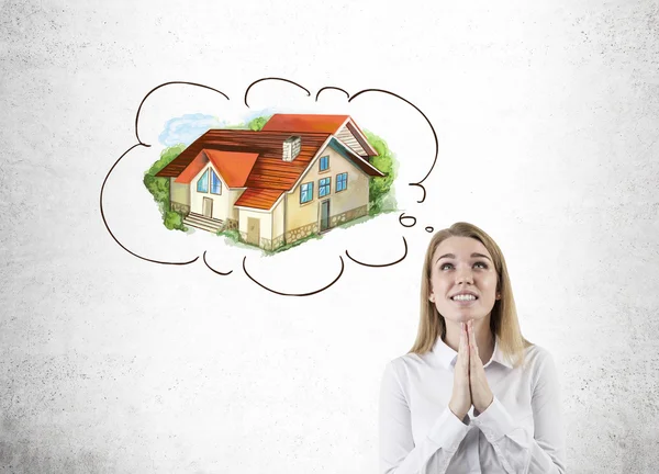 Hoping woman dreaming about house — Stock Photo, Image