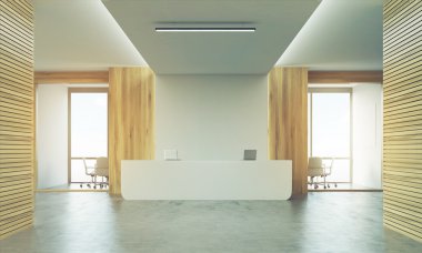 İki toplantı salonu ve güneşli Resepsiyon Masası