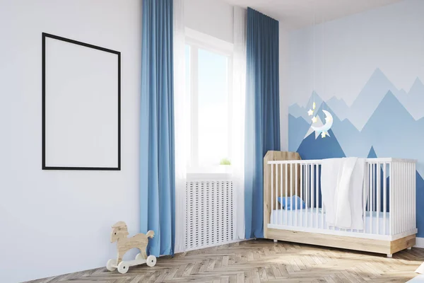 Barnets rum med en spjälsäng och en affisch — Stockfoto