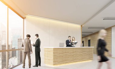 Ahşap bir ofiste işbirliği insanlar