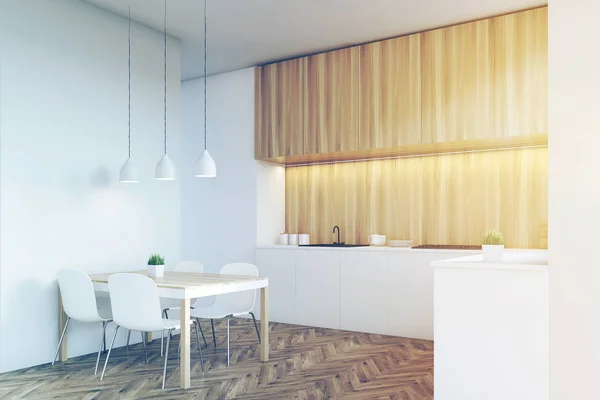 Side view of a kitchen countertop with light wood furniture, ton — Stock Photo, Image