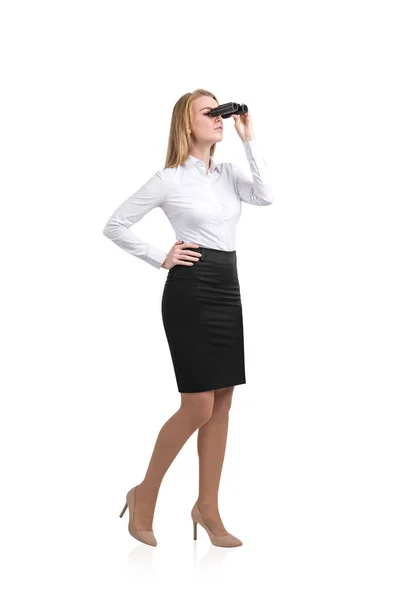 Retrato de mujer con prismáticos, aislado Fotos De Stock